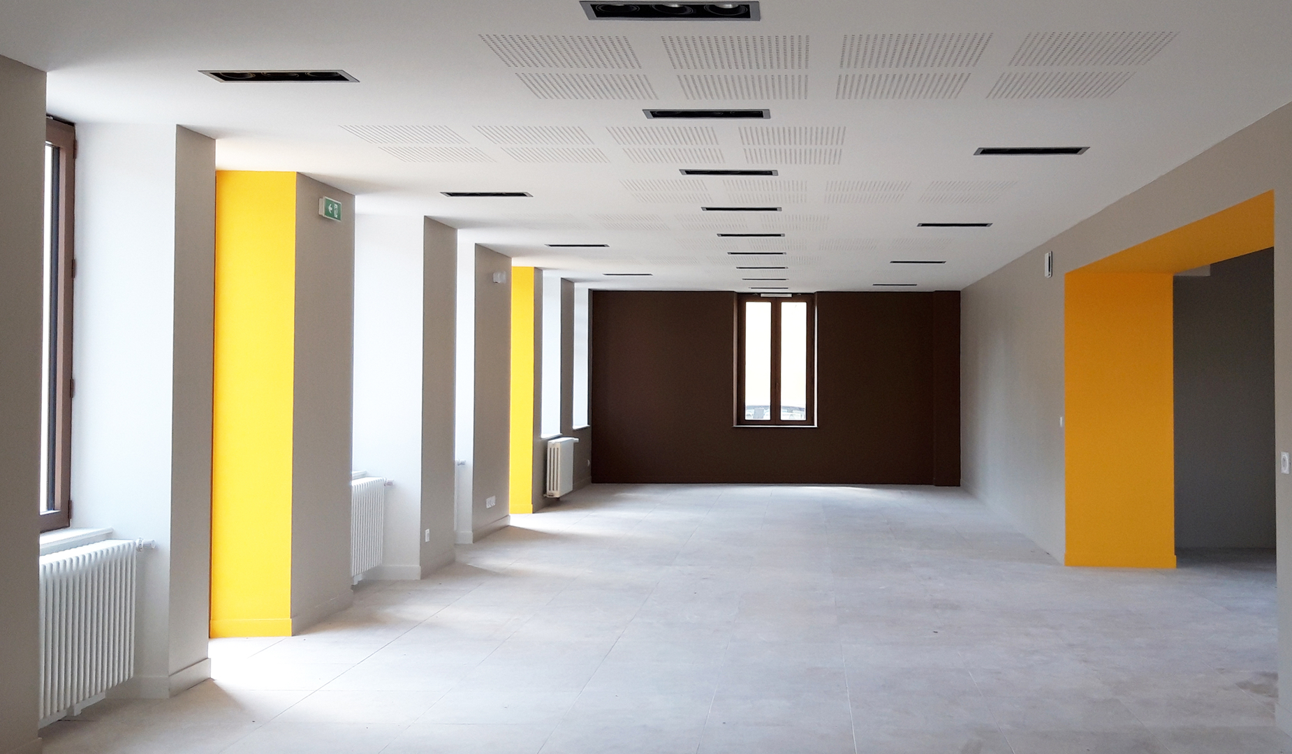 LOGEMENTS GROUPES ET MEDIATHEQUE